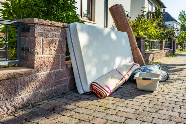 Best Local Junk Hauling  in Warren, IL